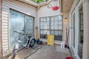7105 Pineberry Rd, Dallas, TX 75249 - Photo 23