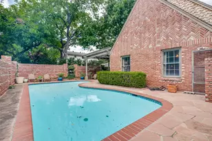 2501 W Prairie Creek Dr, Richardson, TX 75080 - Photo 27