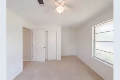 205 W Decatur Street, Chico, TX 76431 - Photo 13