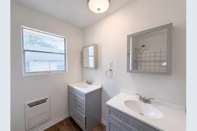 205 W Decatur Street, Chico, TX 76431 - Photo 15