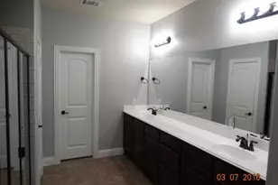 924 Eagle Creek Trail, McKinney, TX 75072 - Photo 15