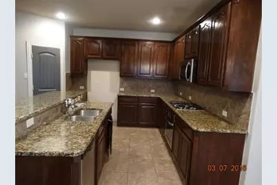 924 Eagle Creek Trail, McKinney, TX 75072 - Photo 7
