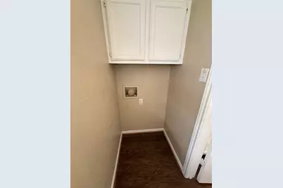 611 W Gilmer Street #B, Ennis, TX 75119 - Photo 11