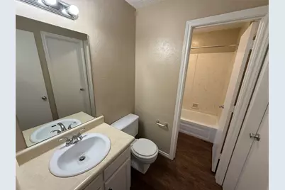 611 W Gilmer Street #B, Ennis, TX 75119 - Photo 15