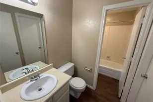 611 W Gilmer St, Ennis, TX 75119 - Photo 15