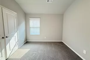 2215 Gustavus Dr, Sherman, TX 75092 - Photo 7
