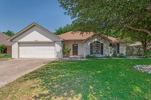 7100 Windhaven Rd, North Richland Hills, TX 76182 - Photo 1