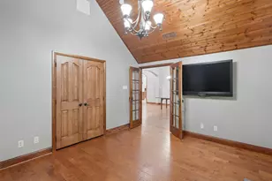 8753 S Monticello Cir, Granbury, TX 76049 - Photo 9