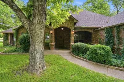 8753 S Monticello Circle, Granbury, TX 76049 - Photo 3