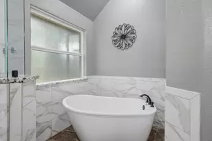 8753 S Monticello Cir, Granbury, TX 76049 - Photo 23