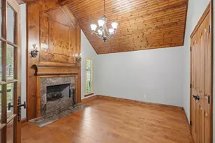 8753 S Monticello Cir, Granbury, TX 76049 - Photo 15