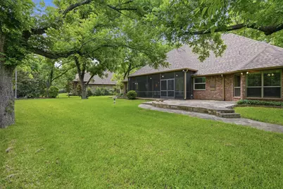 8753 S Monticello Circle, Granbury, TX 76049 - Photo 31