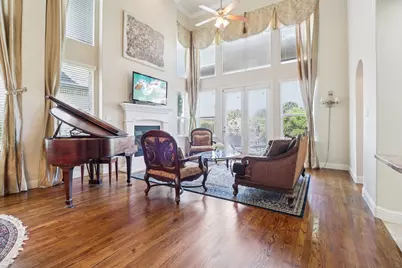 8316 Lindsay Gardens, The Colony, TX 75056 - Photo 5