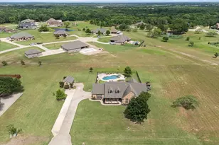2033 Pin Oak Dr, Kaufman, TX 75142 - Photo 3