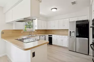 3317 Highland Meadow Dr, Farmers Branch, TX 75234 - Photo 13