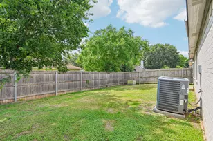 6105 Seese Dr, Arlington, TX 76018 - Photo 27