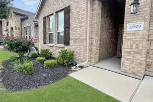 11229 Yellow Rose Wy, Aubrey, TX 76227 - Photo 3