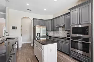 2900 Aston Meadows Dr, Haslet, TX 76052 - Photo 9