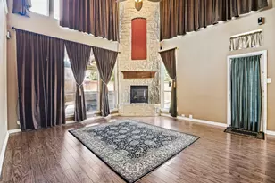 10405 Panks Ct, Rowlett, TX 75089 - Photo 9