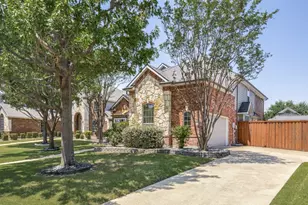 10405 Panks Ct, Rowlett, TX 75089 - Photo 1