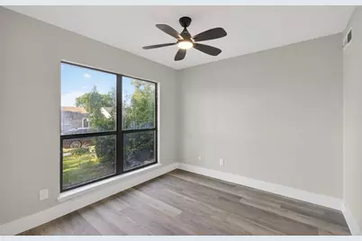 6038 Dooley Drive, The Colony, TX 75056 - Photo 9