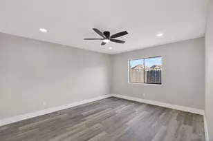 6038 Dooley Dr, The Colony, TX 75056 - Photo 5