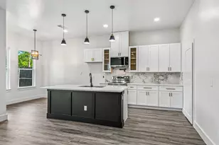 2504 Vaughn Blvd, Fort Worth, TX 76105 - Photo 9