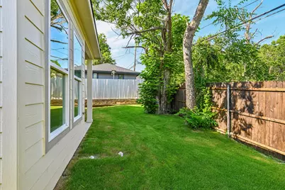 2504 Vaughn Boulevard, Fort Worth, TX 76105 - Photo 23