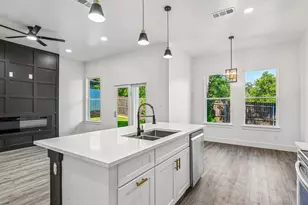 2504 Vaughn Blvd, Fort Worth, TX 76105 - Photo 11