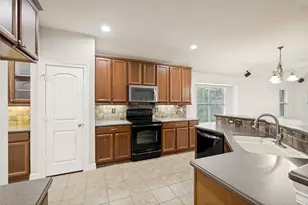 2017 Creekdale Dr, Denton, TX 76210 - Photo 13