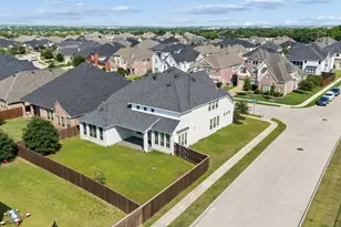 138 Spanish Bluebell Dr, Wylie, TX 75098 - Photo 3