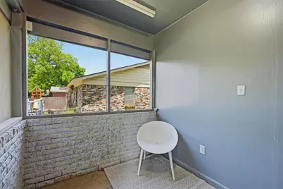 109 N Hickory Avenue, Denison, TX 75020 - Photo 23