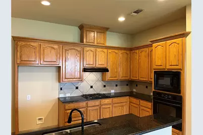 830 La Cima, Irving, TX 75039 - Photo 7