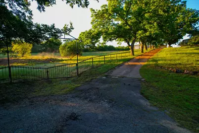 2000 County Road 2950, Dodd City, TX 75438 - Photo 23