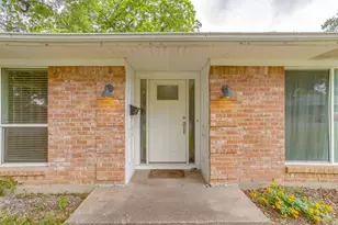 4000 Sundown Dr, Benbrook, TX 76116 - Photo 5