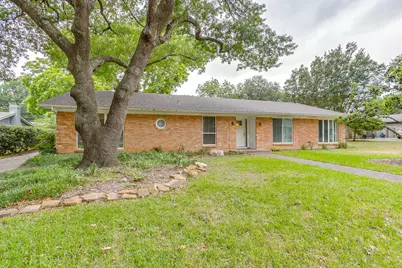 4000 Sundown Drive, Benbrook, TX 76116 - Photo 3