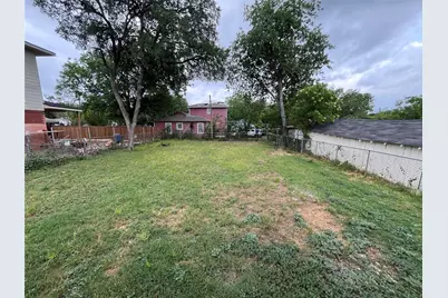 1227 S Montclair Avenue, Dallas, TX 75208 - Photo 17