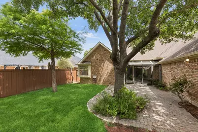 2212 Lorraine Drive, Carrollton, TX 75006 - Photo 25