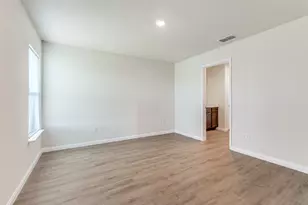 144 Barbwire Wy, Newark, TX 76071 - Photo 17