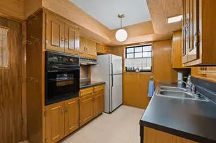1100 S Idlewild, Sherman, TX 75090 - Photo 13