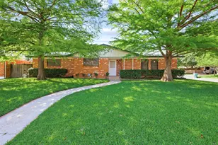 1100 S Idlewild, Sherman, TX 75090 - Photo 1