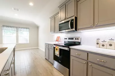 1457 Coulter Road, Burleson, TX 76028 - Photo 9