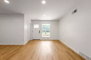 3025 Harvard St N, Irving, TX 75062 - Photo 5