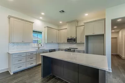10316 Saddle Creek Road, Waco, TX 76708 - Photo 5