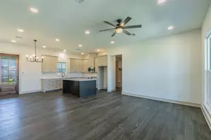 10316 Saddle Creek Rd, Waco, TX 76708 - Photo 9