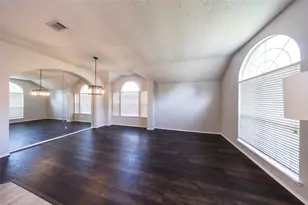 10403 Joy Dr, Frisco, TX 75035 - Photo 9