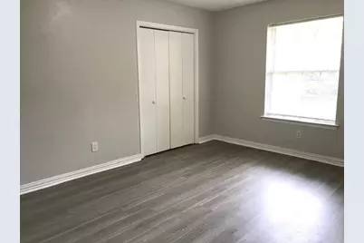 1302 Halifax Street, Grand Prairie, TX 75050 - Photo 13
