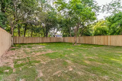 2017 S Montgomery Street, Sherman, TX 75090 - Photo 17