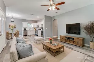 2017 S Montgomery St, Sherman, TX 75090 - Photo 3