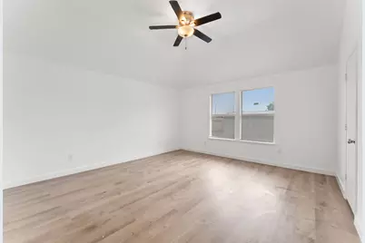 8471 Widgeon Way, Dallas, TX 75249 - Photo 11